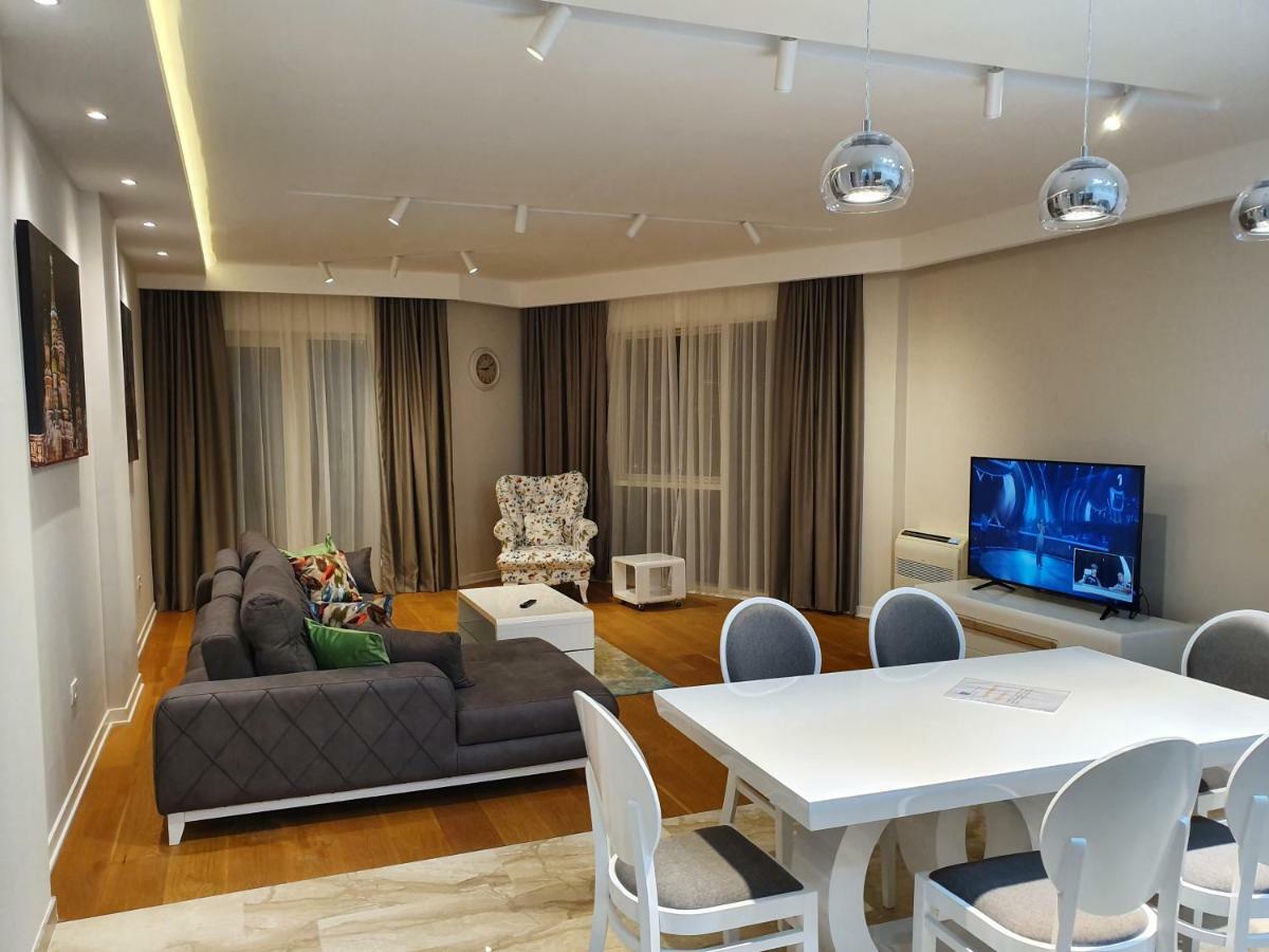 Apartment Menuet Budva