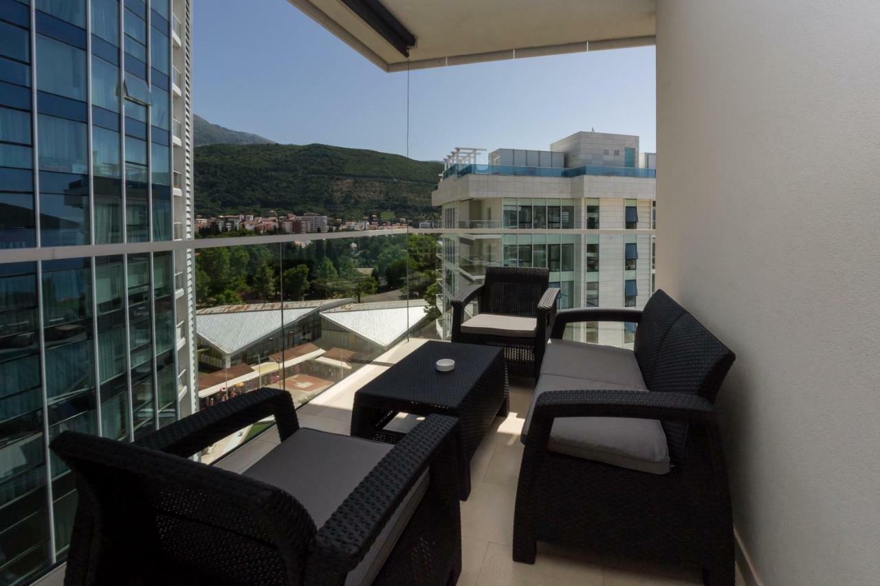 Menuet Budva