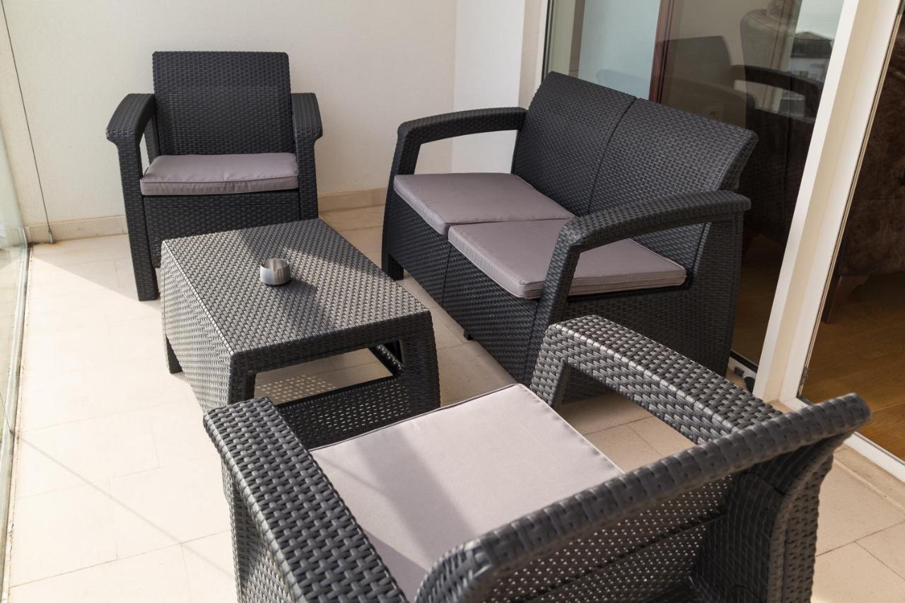 Menuet Apartment